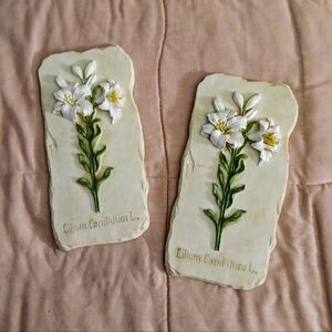Set of 2 Lily Flower's Decorative Wall Hangings – DECOLINE New York - NEW